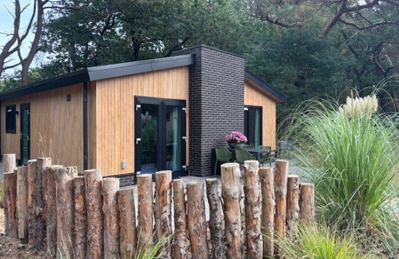 3 10 25 eigenaar 558